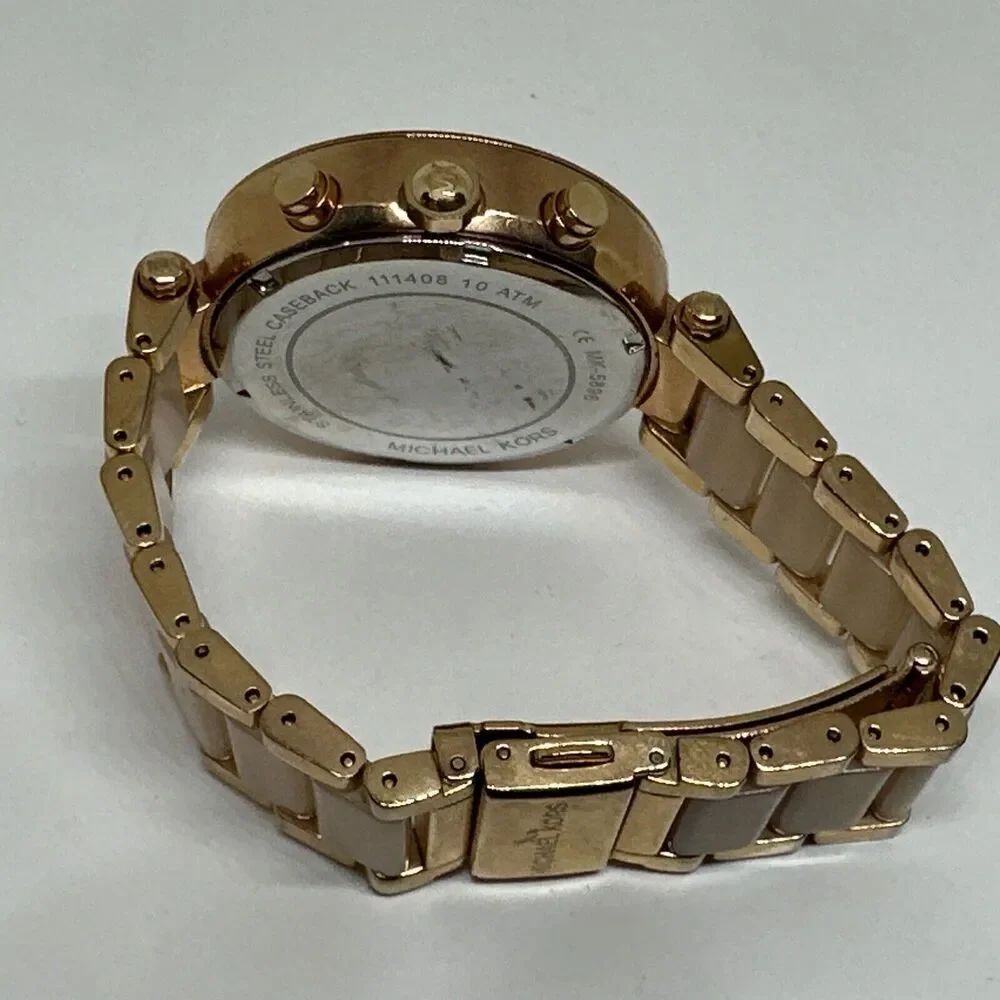 Michael Kors Parker MK5896 Women Rose Gold Analog Dial Quartz Wrist Watch NUL44